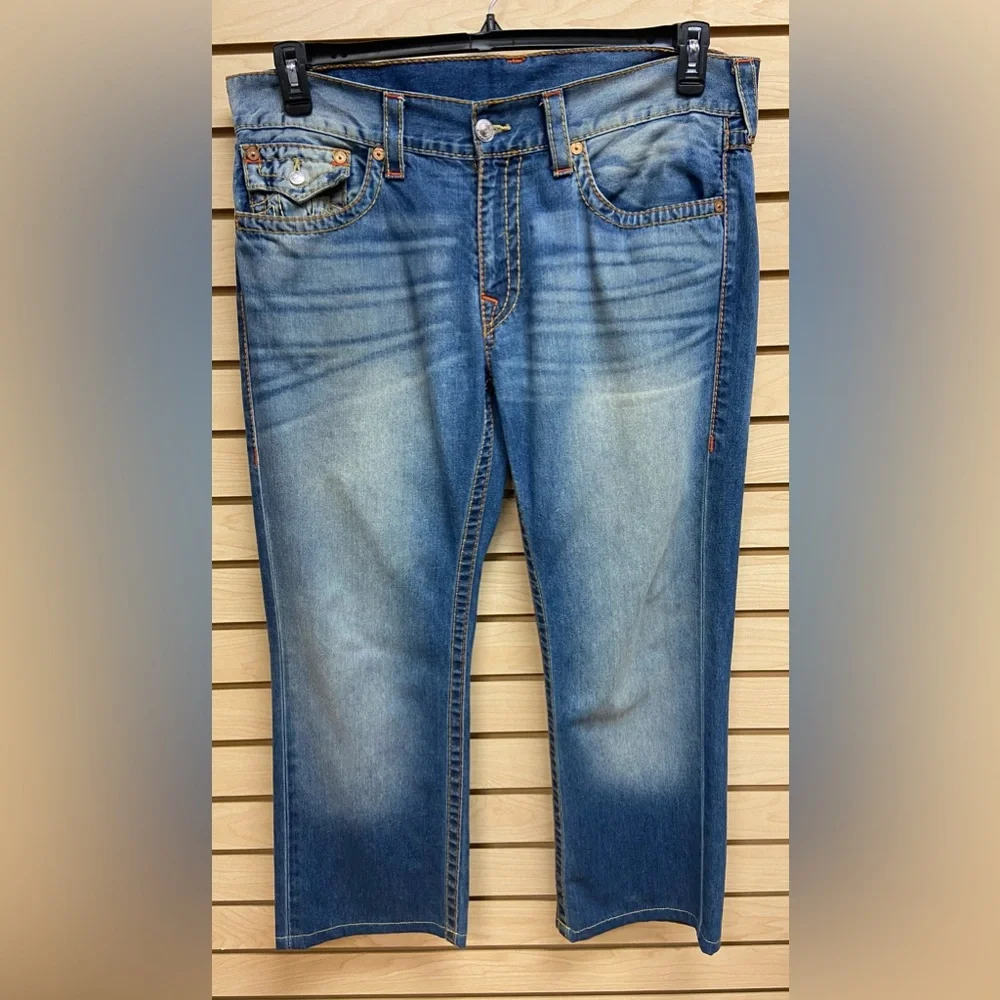 TRUE RELIGION MEN JEANS SIZE 36 INSEAM 26